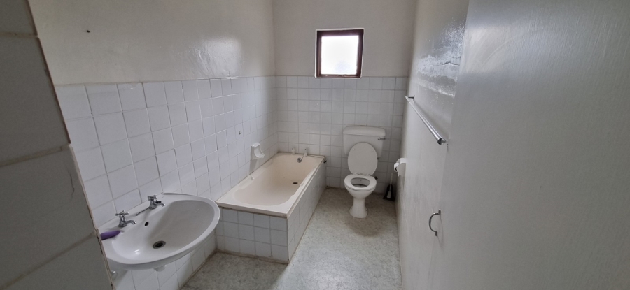4 Bedroom Property for Sale in Porterville Western Cape
